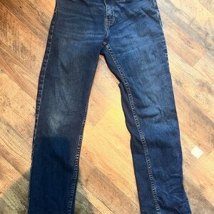 Hollister Men's Dark Blue Straight Jeans
